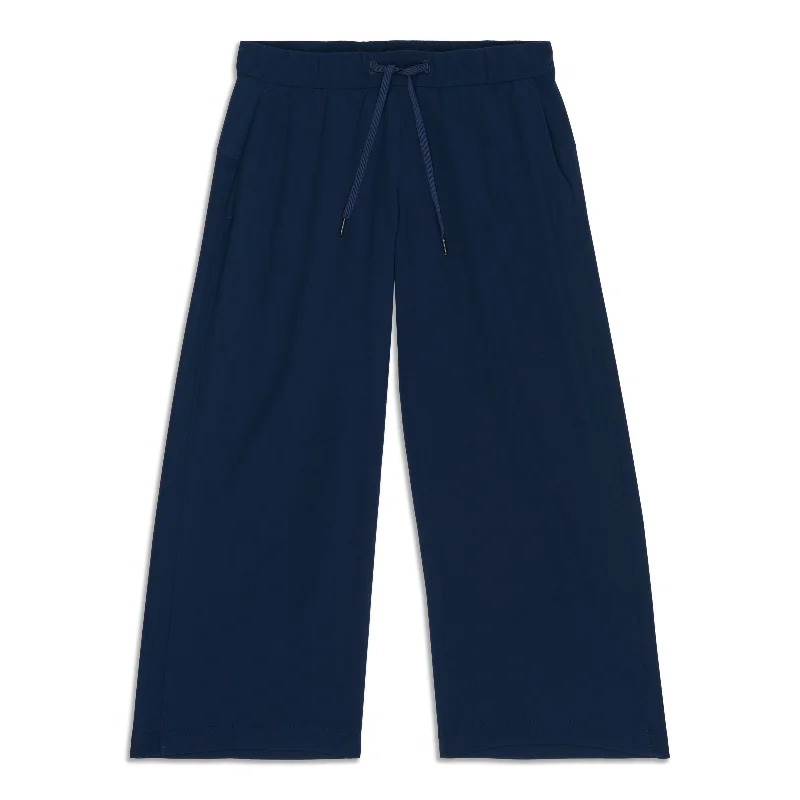 Women's Professional Outfit On The Fly Wide Leg Pant - Resale